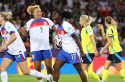 开云体育电竞-瑞典队险胜斯洛伐克，晋级欧洲杯