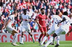 热刺客场大胜，逼近联赛榜首的简单介绍