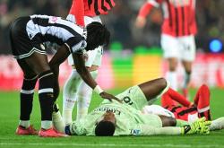 开云体育地址-包含维罗纳遭遇客场惨败，球队保级压力大增的词条