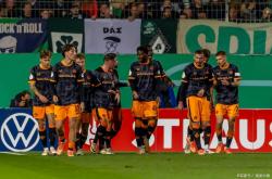 开云体育在线-包含维罗纳不敌对手，离保级区越发临近的词条