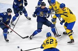 开云体育竞技-瑞典队在冰球比赛中取得胜利