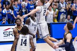 开云体育电竞-雄鹿队客场大胜奇才队，球员发挥卓越展现出强大实力的简单介绍