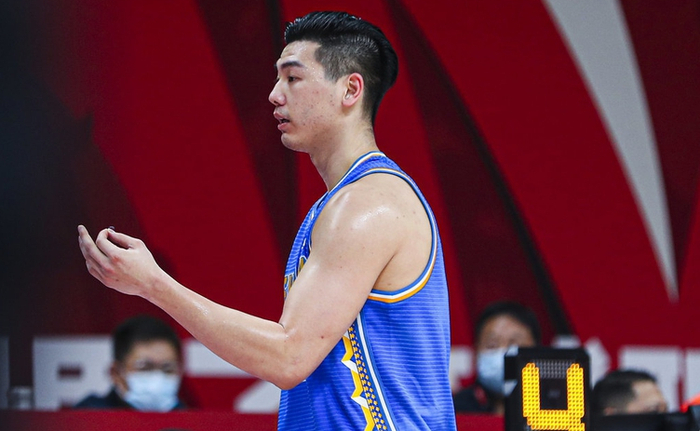 包含北京队迎来与福建的较量，胜者将占据优势的词条