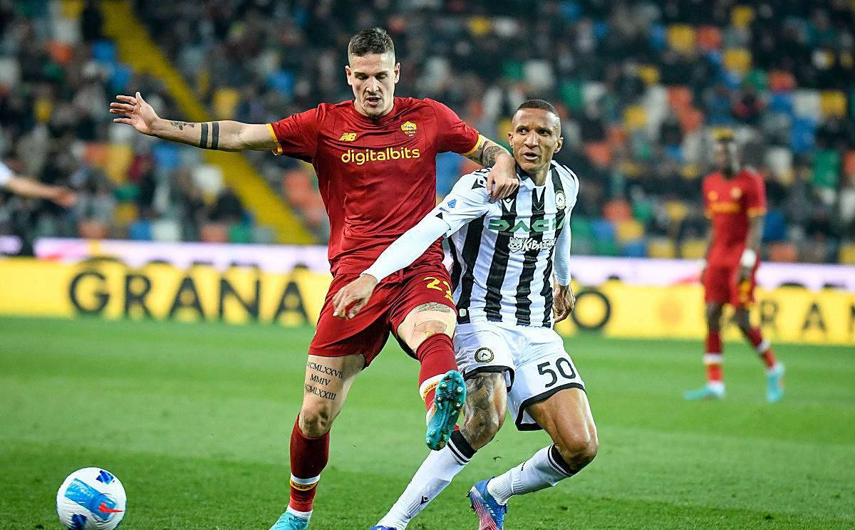 包含乌迪内斯主场之战取胜，积分稳步上升的词条