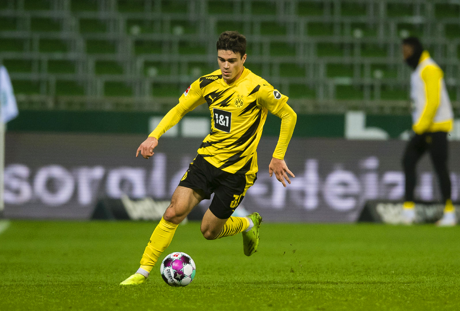 柏林联队远征成功，赢得重要三分