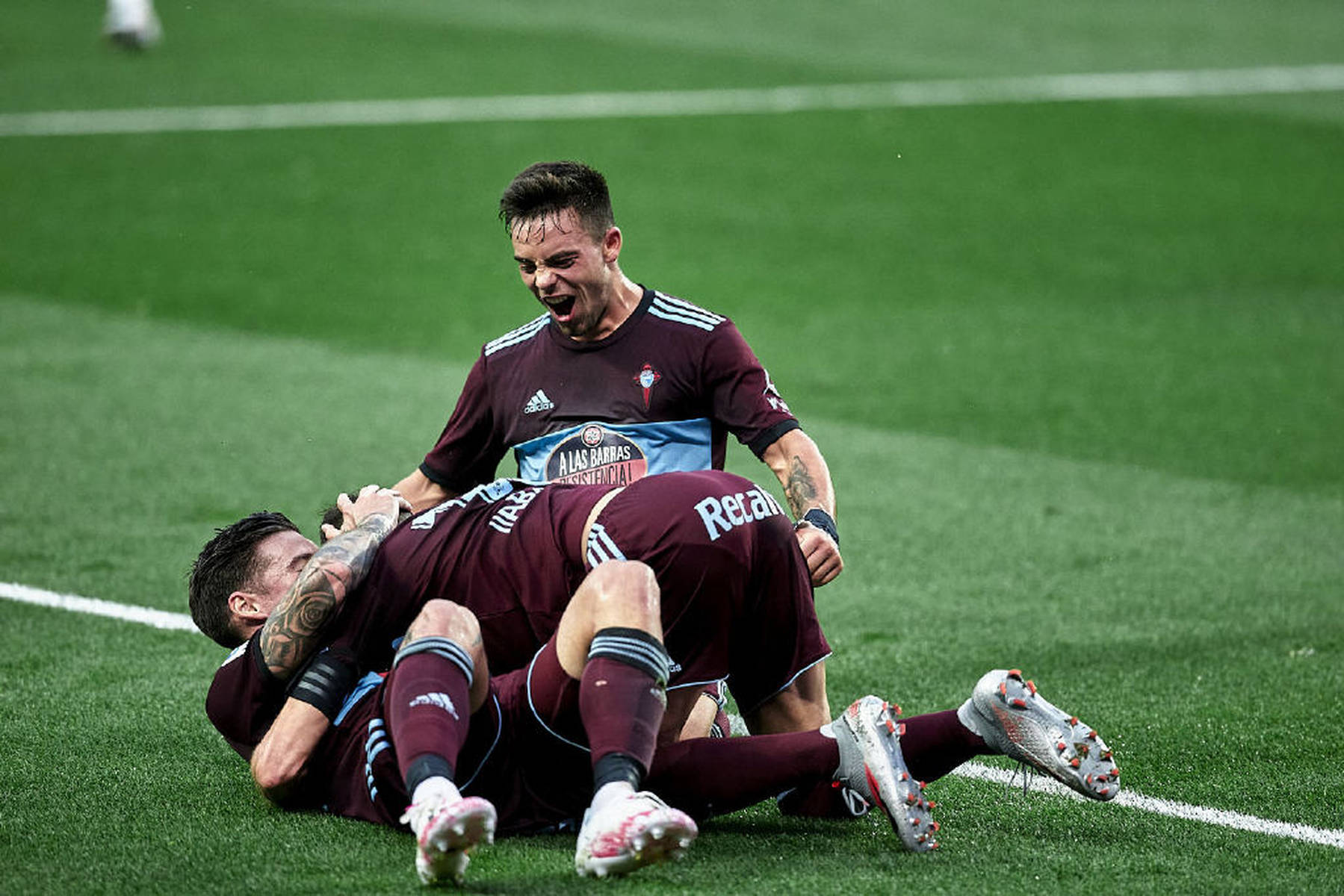 关于皇家社会客场大捷，继续紧追榜首集团的信息