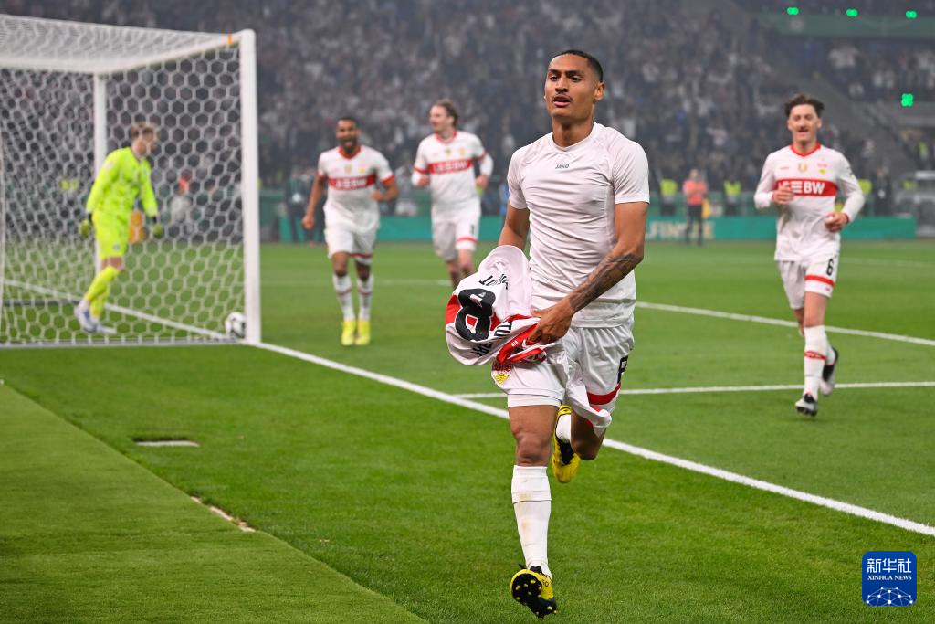 斯图加特主场获胜，球队实力逐渐回升的简单介绍