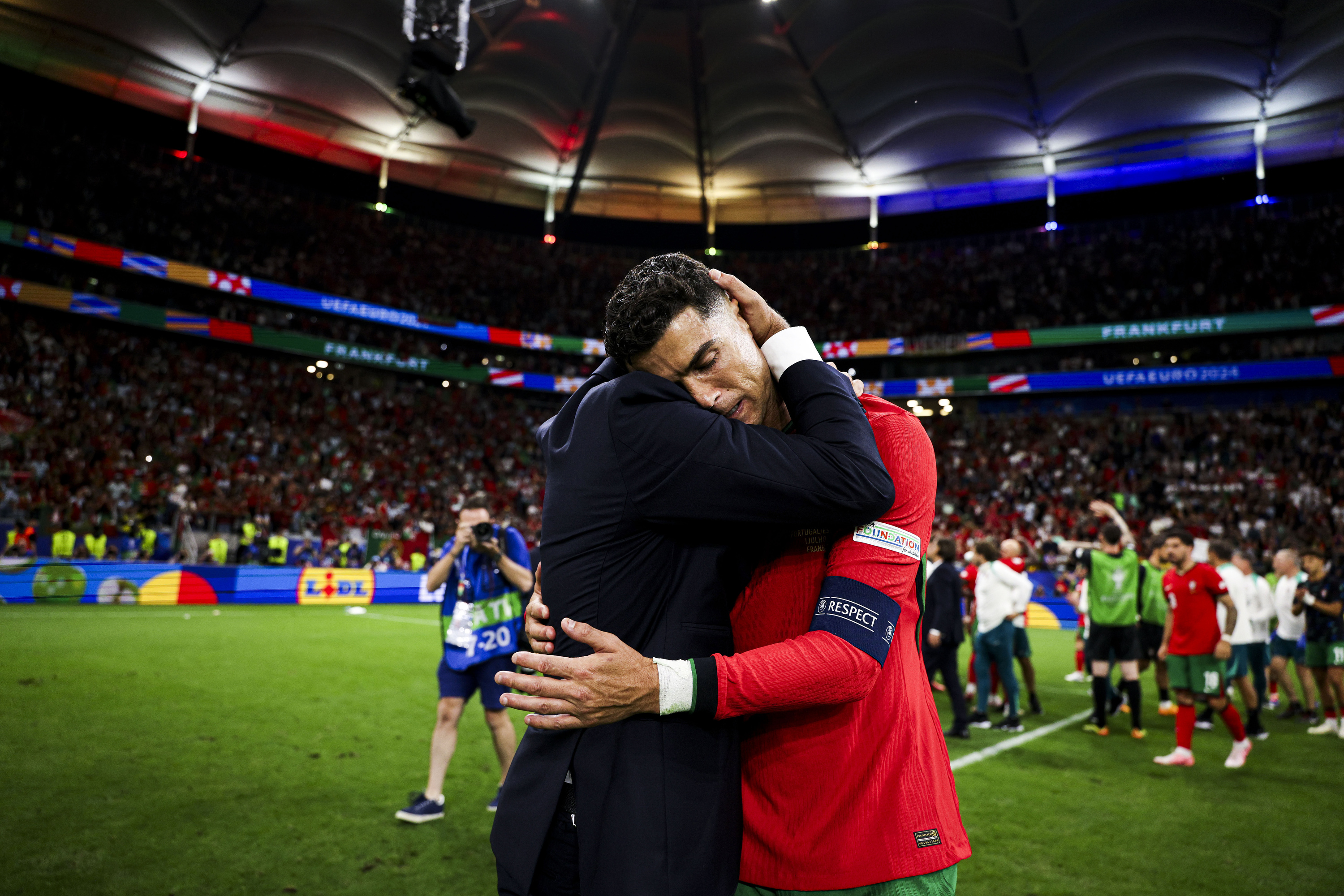 俄罗斯队在国际比赛中意外取胜，晋级欧洲杯