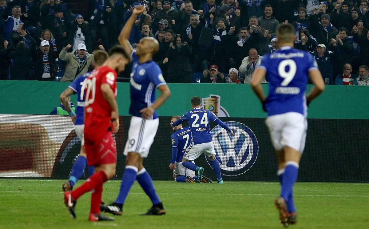 足球联赛:球队实力较量世界最顶尖对手的简单介绍 足球联赛:球队实力较量世界最顶尖对手的简单介绍