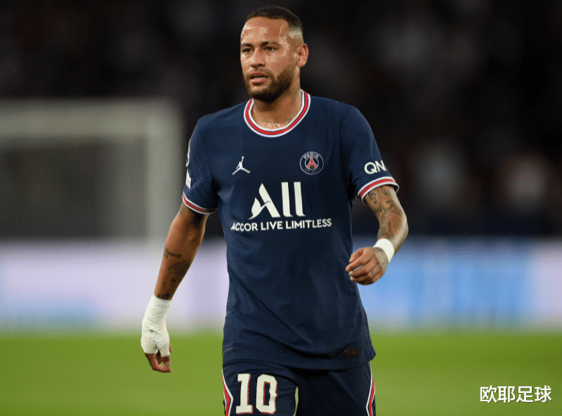 佛罗伦萨客场大胜，稳居中游位置的简单介绍