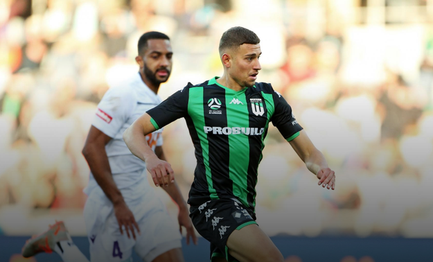 同德比胜利拉近排名差距，对手难以匹敌的简单介绍